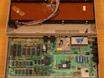 Commodore 64 UKB-2384826 (Heatsink removed)