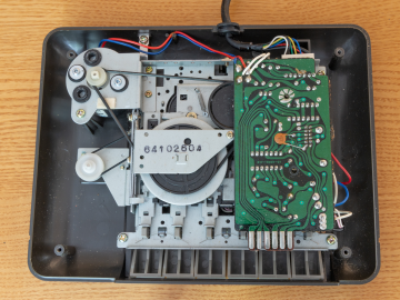 VIC1531 XF1 225885 (PCB underside)