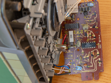 VIC1531 XF1 225885 (PCB top)