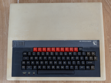 BBC Micro 162615 (Top view)