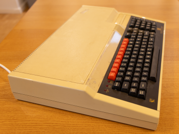 BBC Master 01-AMB15-0244239 (Left side)