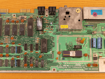 Commodore 64 UKB-2384826 (PCB top)