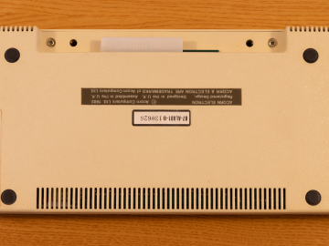 Acorn Electron 07-ALA01-0130626 (Underside)
