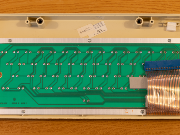 Acorn Electron 07-ALA01-0130626 (Keyboard underside)