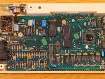 Acorn Electron 07-ALA01-0130626 (PCB top)