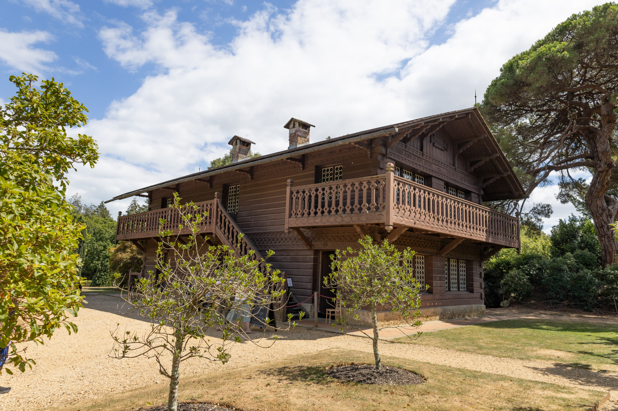 Swiss cottage