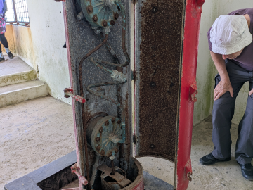 Searchlight cooling pump at the Old Battery